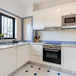 Alto Do Vale By Lovelystay Tatil Evi Alvor